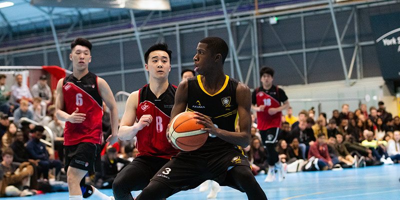 年轻球员的 年轻球员的